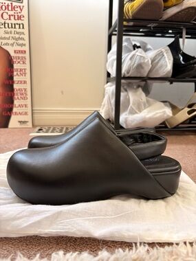 Zara Black Leather Slip-On Clogs/Mules